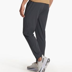 Vuori men’s kore jogger brand new